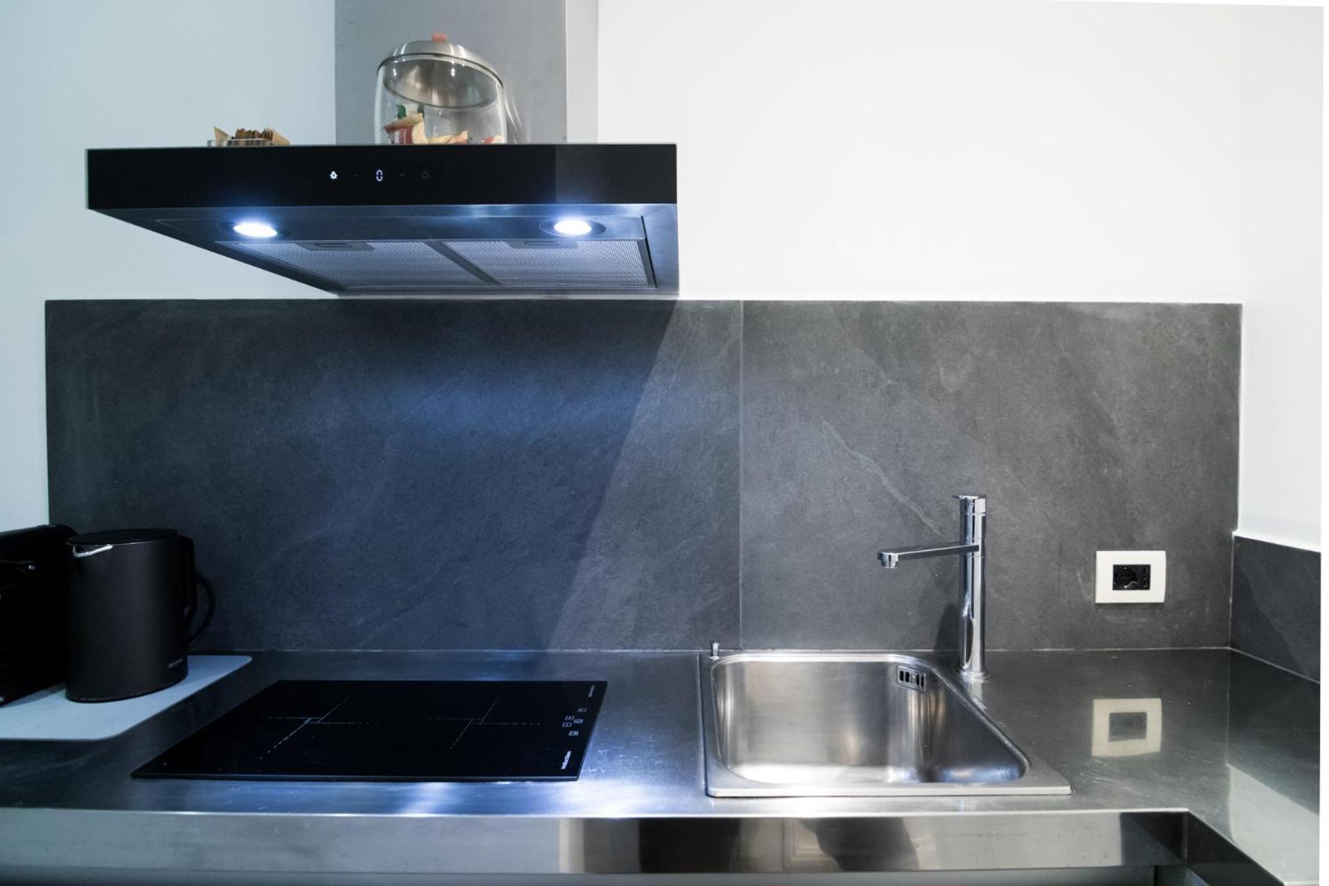 Viam 16B Suites روما المظهر الخارجي الصورة
